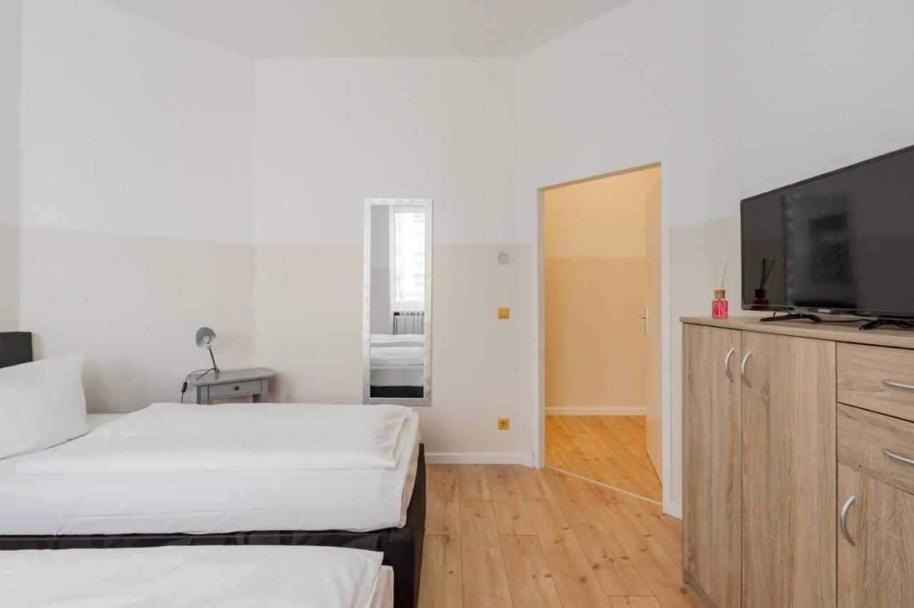 Big Fancy Apartments City Center Berlin Exterior photo